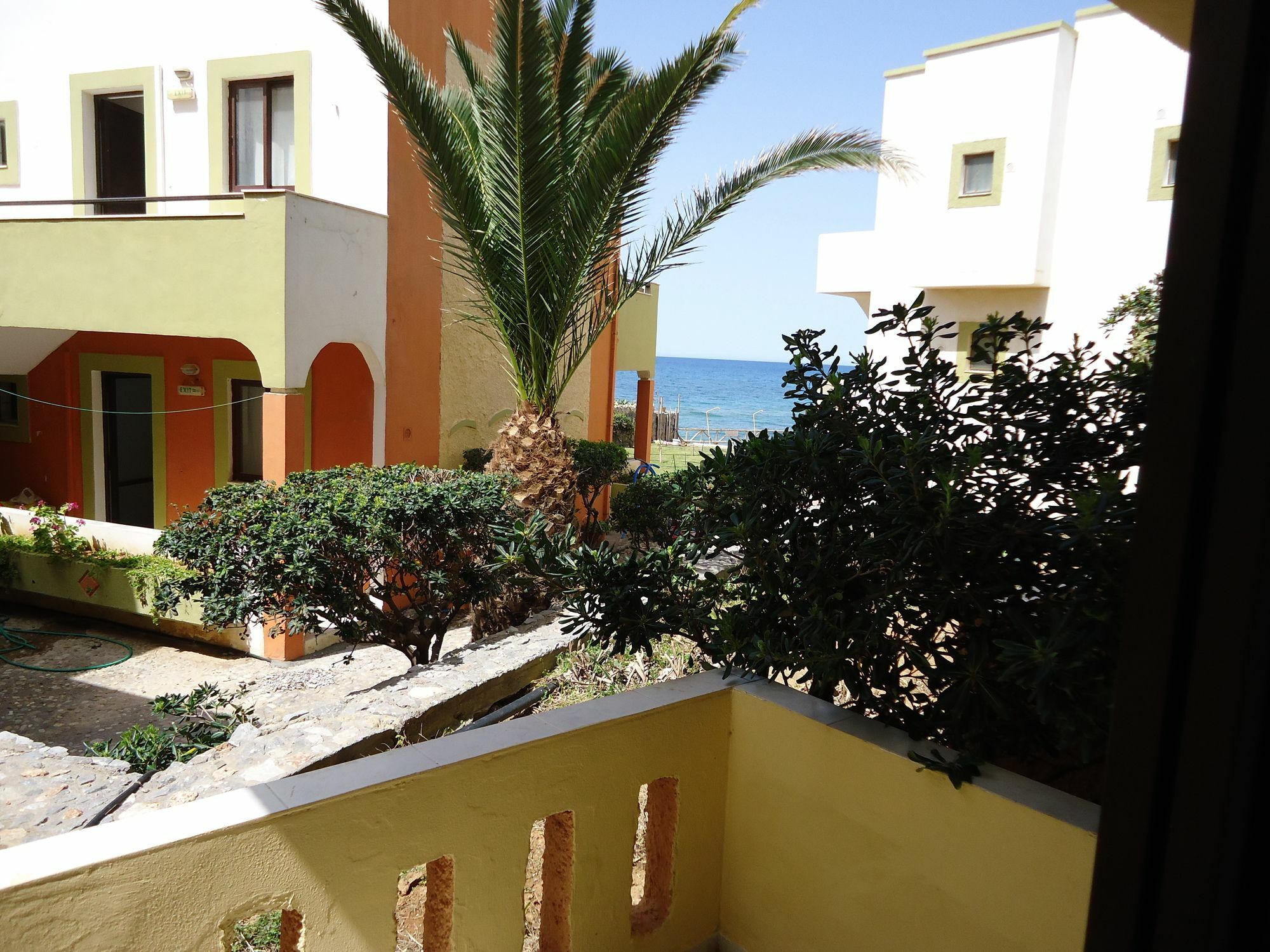 Almyra Apartments & Suites Sfáka Exteriér fotografie